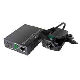 C-MC-1000BASE Медиаконвертер CBM 10/100/1000 BASE-TX to 1000BASE-FX