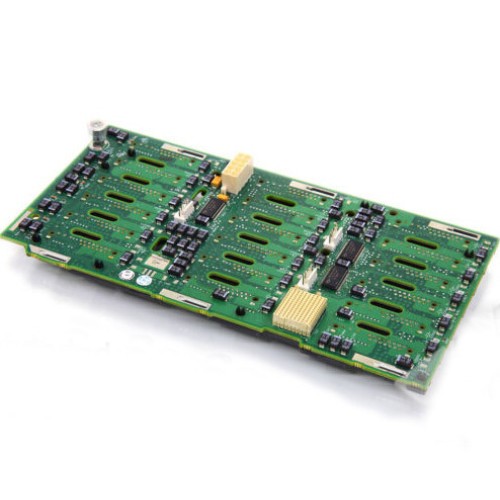 411797-001 Опция HP BACKPLANE BOARD WITH SAS CONTROLLER 18 BAYS ML5XX G3