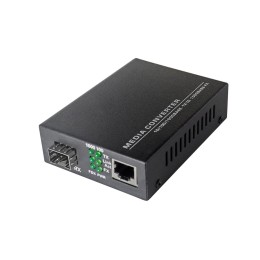 Медиаконвертер CBM 10/100/1000 BASE-TX to 1000BASE-FX